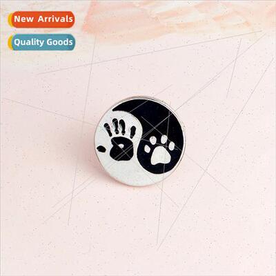 2017 dog paw gossip brooch creative birthday gift collar bro