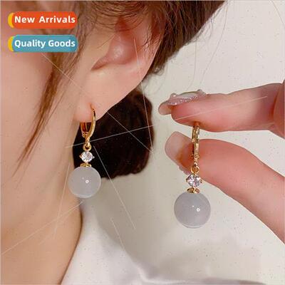 Summer new lerary clear fashion cat eye stone earrings femal