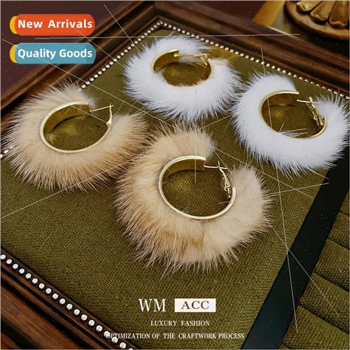 lver needle fall winter retro C-shaped sable earrings Korea