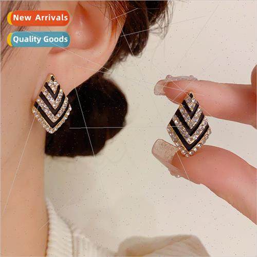 Korea diamond diamond striped earrings match elegant earring