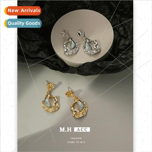 Golden pleated metal earrings female irregular celebry earri