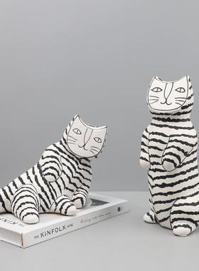 现代简约树脂手绘条纹平脸猫摆件客厅玄关酒店样板间软装家居饰品