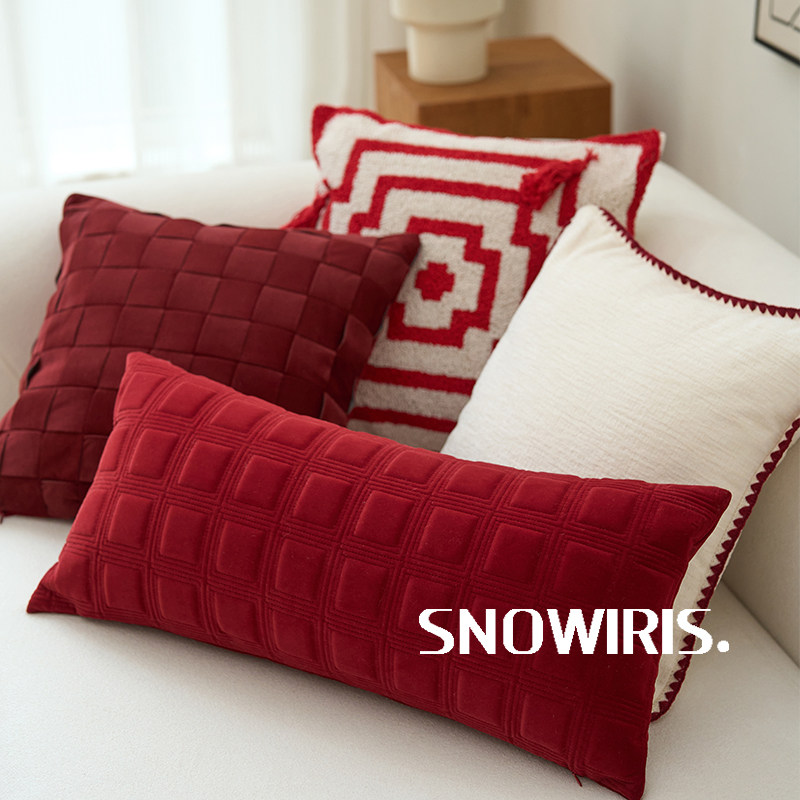 红色喜庆抱枕套纯色新年搬家软装简约高级感靠垫样板间家居长腰枕