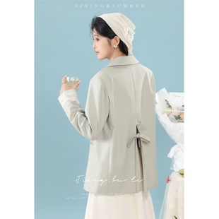 画报少女 女装 豆绿色西装 新款 高级气质显瘦西服 2025春季 江不离