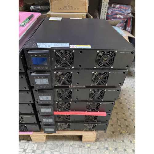 UPS2000-G-15KRTL风扇