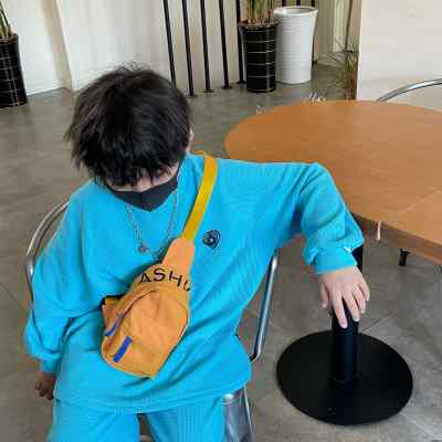 男童斜挎包韩版儿童胸包时尚女孩轻便百搭单肩包男孩外出旅游背包
