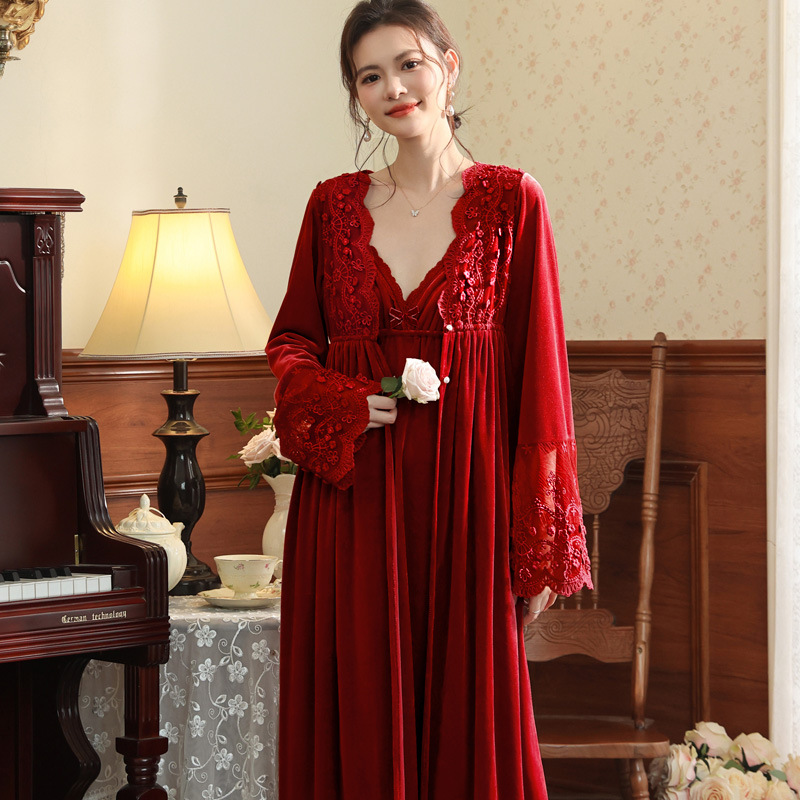 本命年新年红色金丝绒睡裙