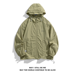 白底B户外冲锋衣男工装连帽外套薄款防水登山服防晒衣服86013-P68图片