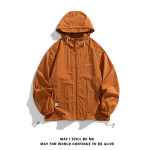白底B户外冲锋衣男工装连帽外套薄款防水登山服防晒衣服86013-P68图片