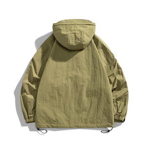 白底A工装大口袋设计连帽户外冲锋衣夹克登山服外套JN8917-P110图片