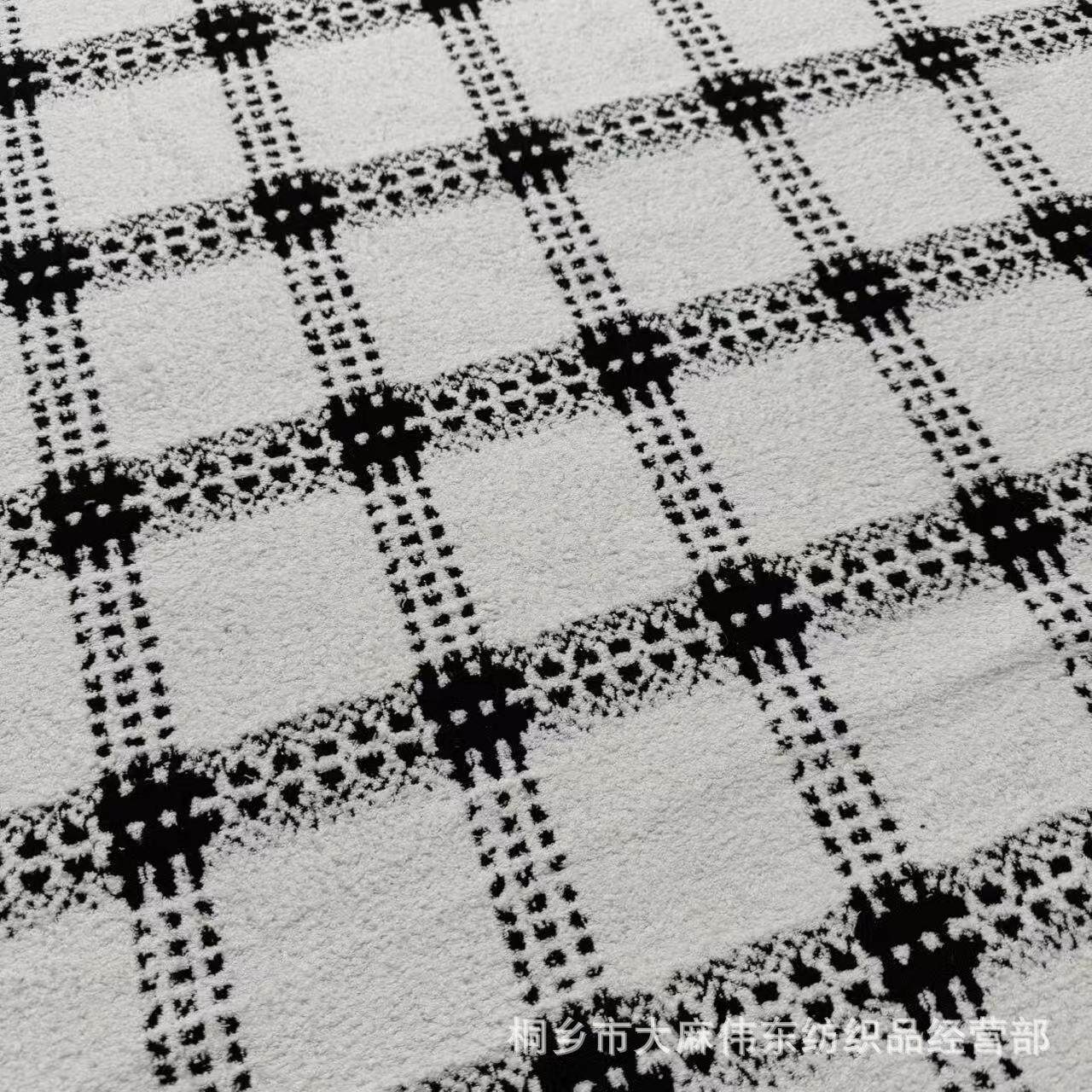 加厚黑白蝴蝶结半边绒面料抱枕面料编织加厚格子粗花虎山纹箱包布