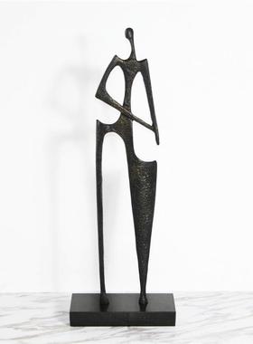 现代简约黑色抽象人物雕塑摆件样板房售楼处别墅书柜玄关软装饰品