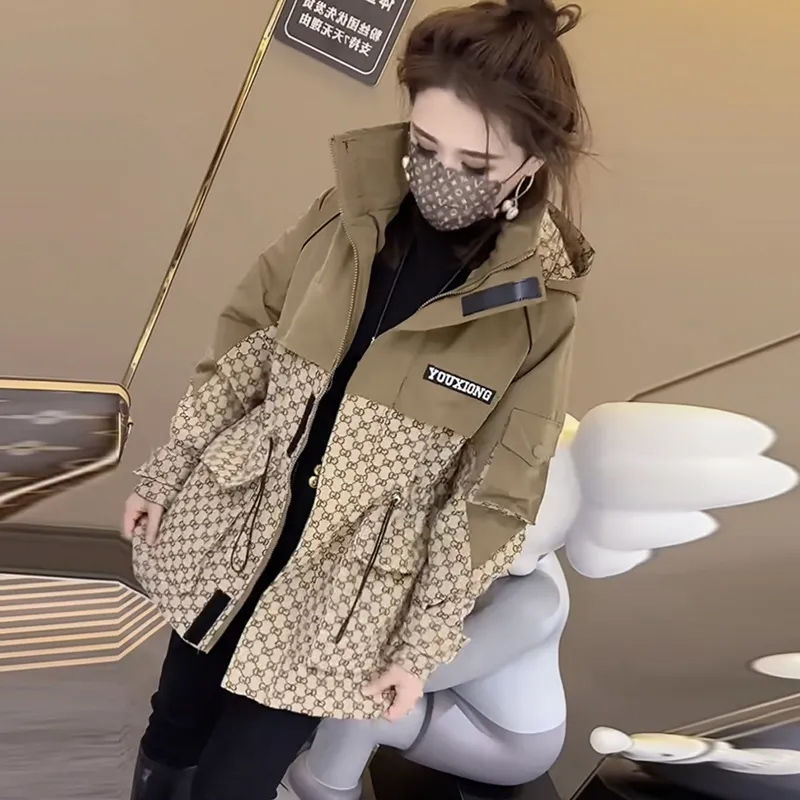 炸街流行字母刺绣设计韩范风衣