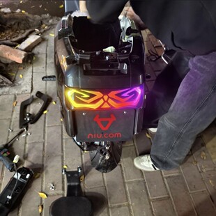 新款小牛nplay25款撒旦尾灯Nlt尾灯改装尾灯直上APP可调节大屏