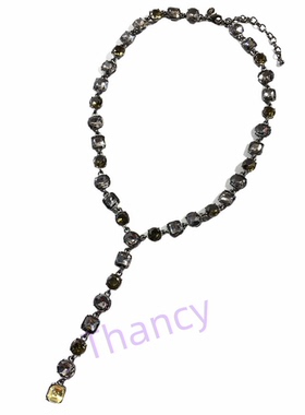 灰黑色玻璃水晶方块项链