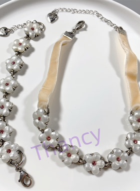 BJ粉嫩小花朵复古银颈链手链套装