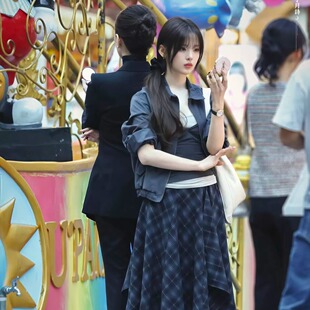 杨超越同款复古纯色休闲翻领工装夹克秋冬拉链外套女显瘦上衣女