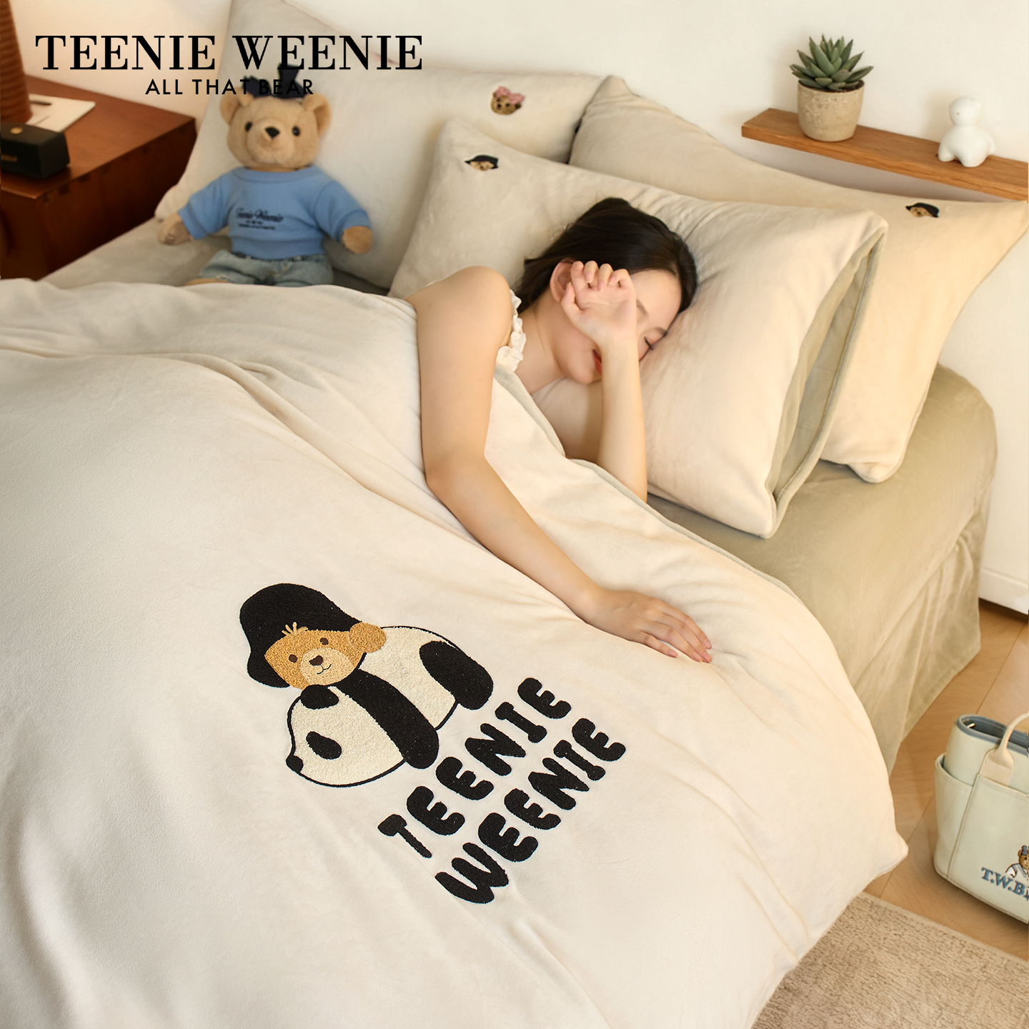 TeenieWeenie小熊暖冬牛奶绒套件