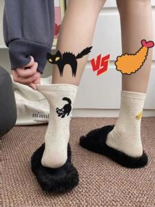 袜子女卡通插画AB不规则日系个性街头风网红情侣闺蜜ins中筒袜女