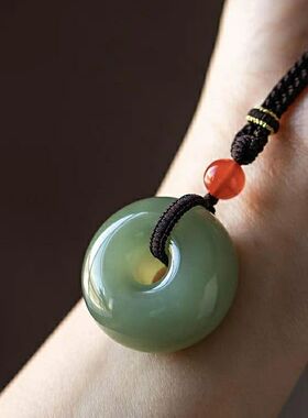 和田玉吊坠平安扣青玉怀古男女项链本命年太岁守护挂件国风罗汉眼