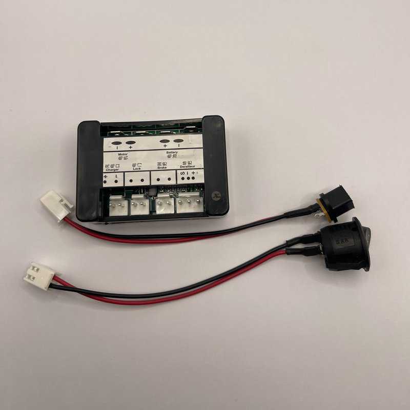 新款直销小冲浪电动车24v控制器智能有刷电动滑板车英美出口调速