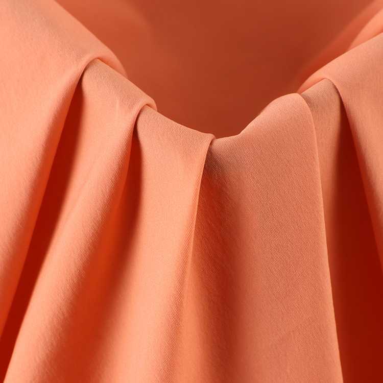 新款直销20D纬弹机包尼龙布 锦纶运动羽绒棉服布料 机包四面弹皮