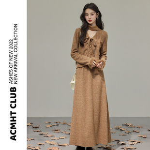 法式复古驼色针织连衣裙套装女秋冬季系带短款上衣大摆长裙两件套
