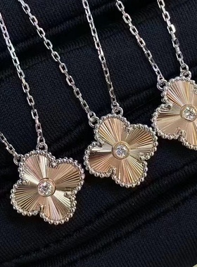 四叶草项链圣诞限定款镭射锁骨链