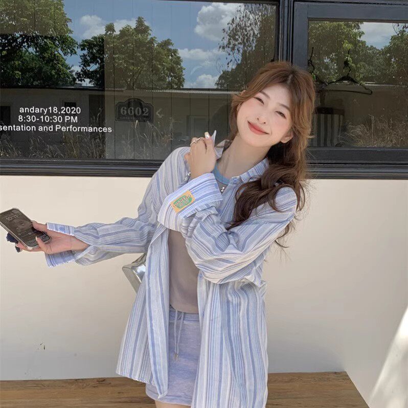 2025新款甜美风条纹领蓝色衬衫外套女夏季宽松休闲衬衣中长款防晒