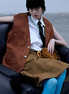 redref 棕色麂皮复古铆钉A字裙