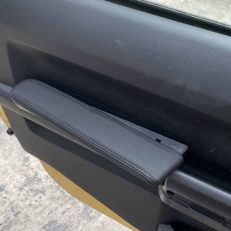 适用2019-2024款JIMNY吉姆尼内饰