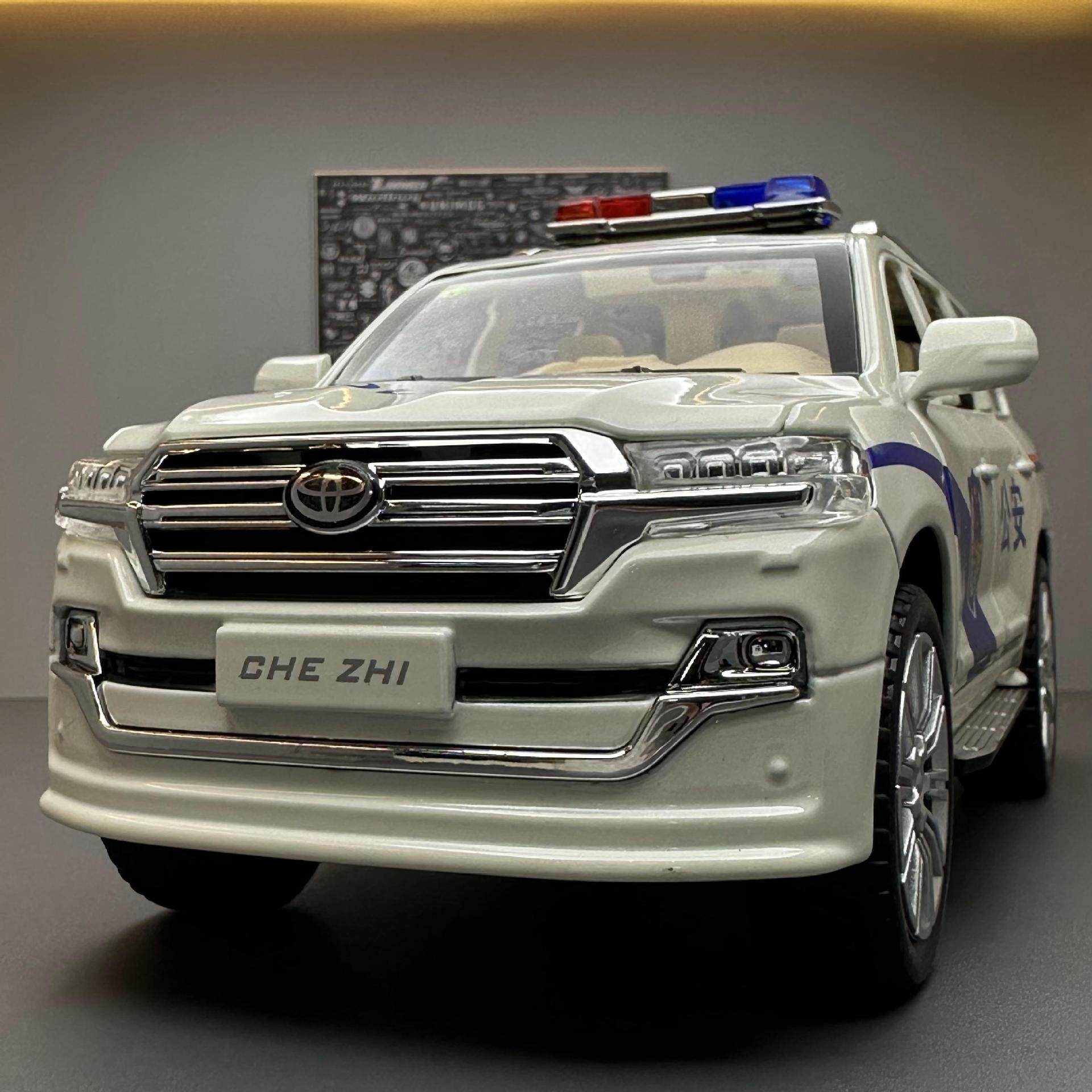 潮玩合金汽车模型1:24丰田兰德酷路泽声光开门儿童玩具越野车警车