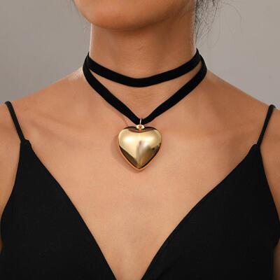 Double layered velvet heart-shaped collar necklace耳环