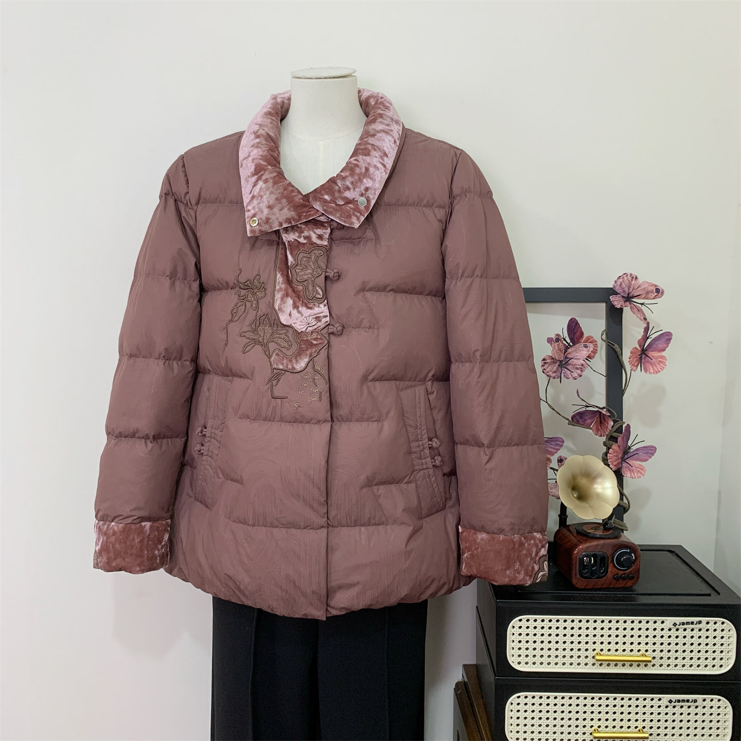 妈妈冬装气质加厚保暖羽绒服外套
