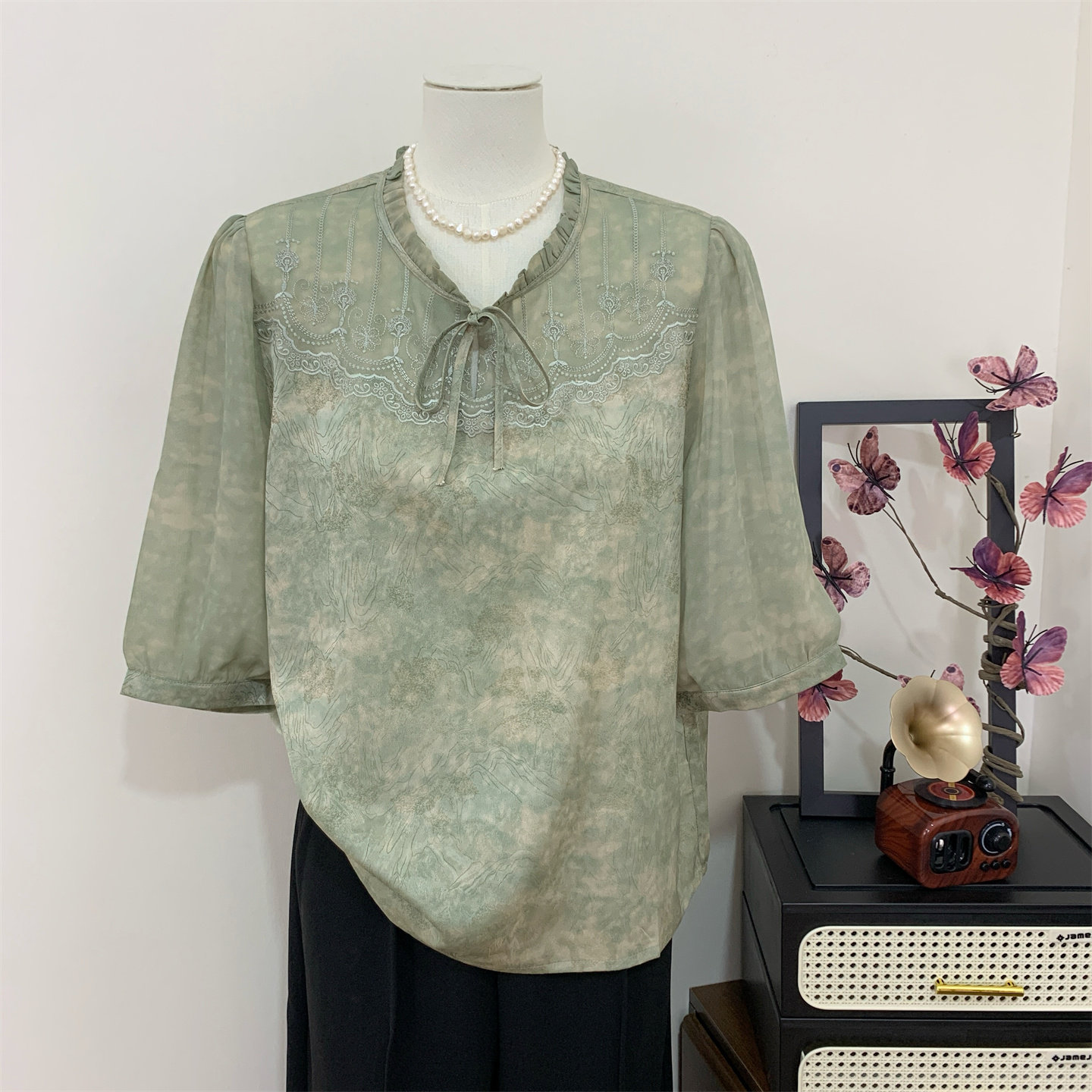 2026新款时尚花边薄款上衣女妈妈装夏季提花桑蚕丝复古短袖T恤衫