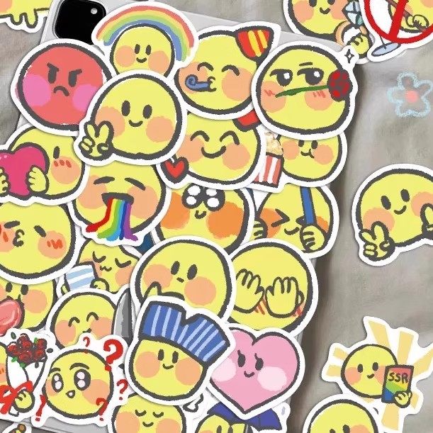 240张手绘小黄脸表情包贴纸