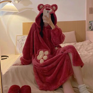 草莓熊睡衣女款秋冬季珊瑚绒睡袍加绒加厚可爱连帽家居服女浴袍冬
