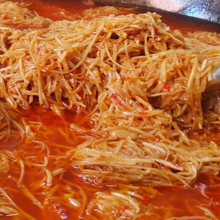 云南德宏特产油淋酸笋丝开胃下饭香辣酸笋傣味竹笋丝即食特色臭笋