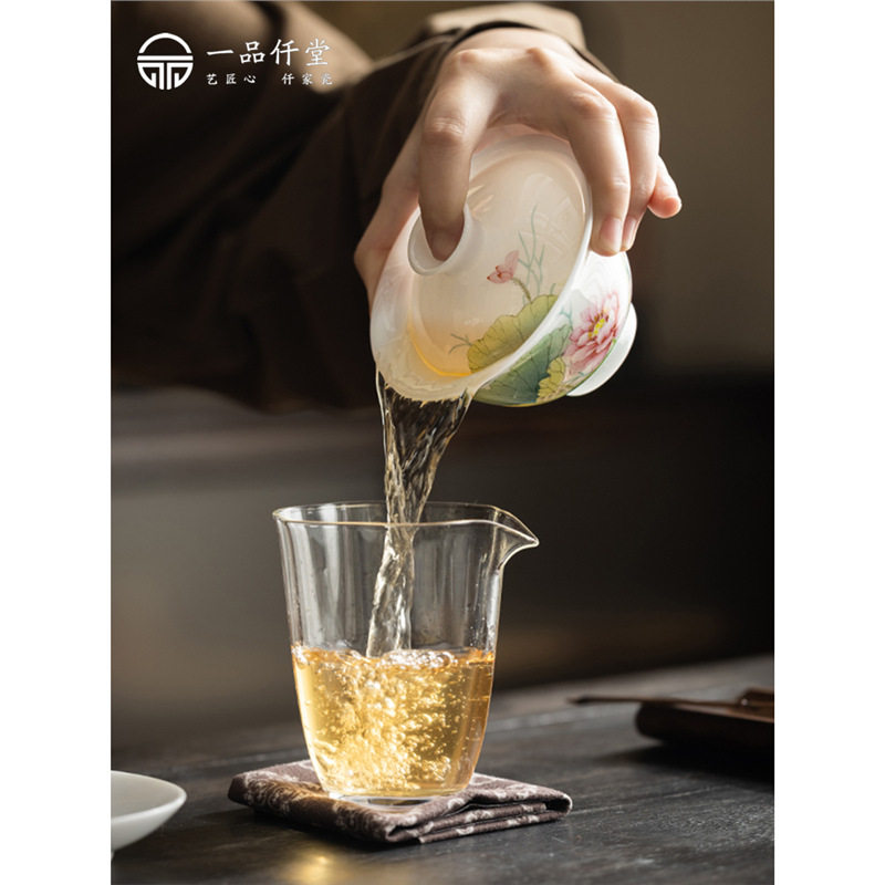 一品仟堂手绘盖碗茶杯三才德化白