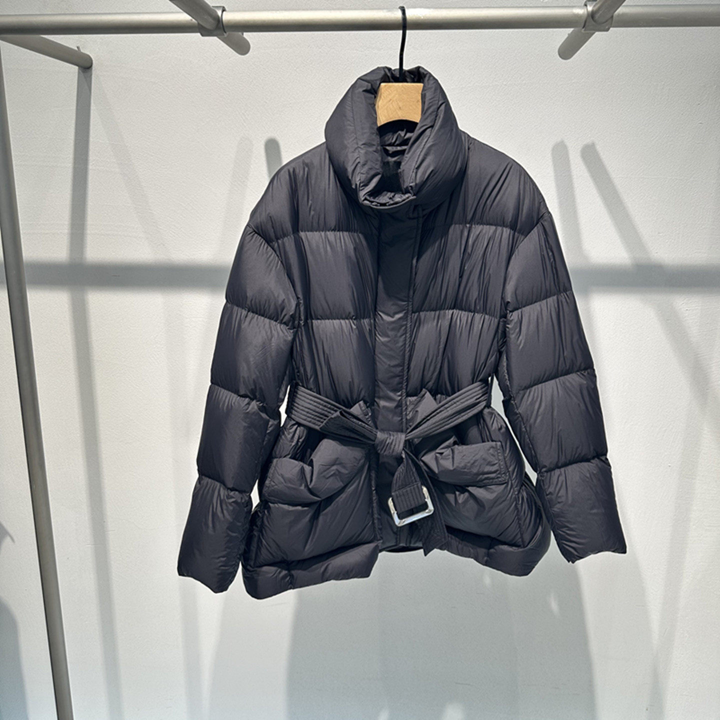 2025冬宽松黑色立领羽绒服外套