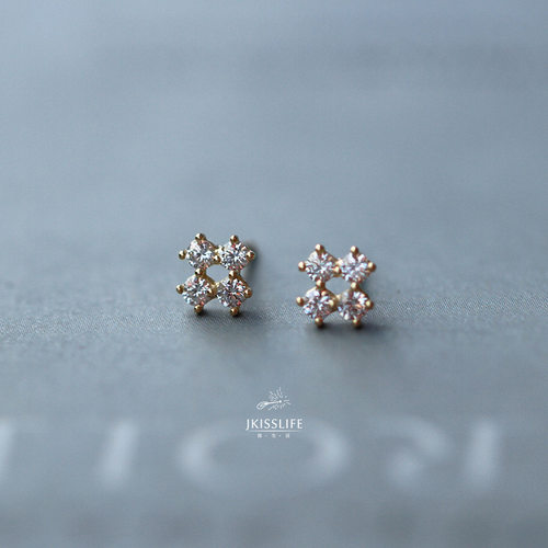 4颗闪钻迷你十字元素时尚女耳钉