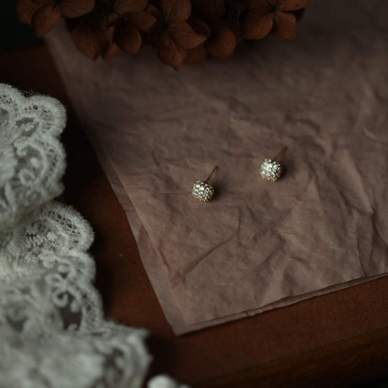 闪闪~925纯银精致小巧方块耳钉