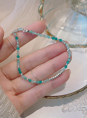 风与路人气质小巧蓝色串珠手链女