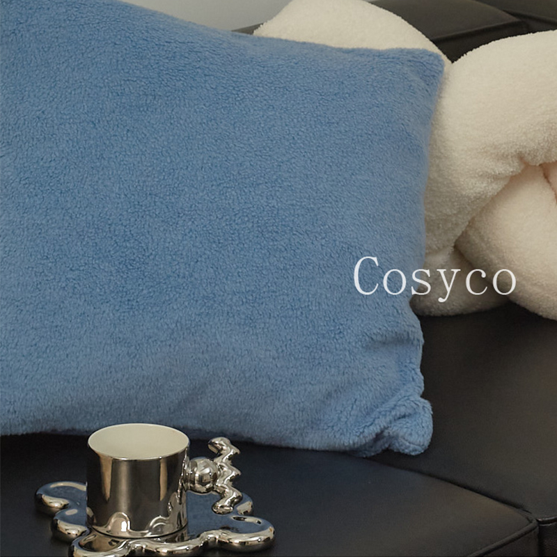 方形雾霾蓝简约纯色沙发客厅抱枕