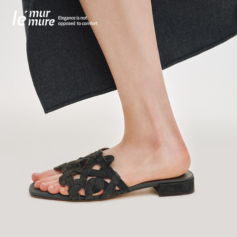 Le' Murmure 花窗鎏纹 夏季新款精工定染丝光羊反绒拖鞋 方头凉拖