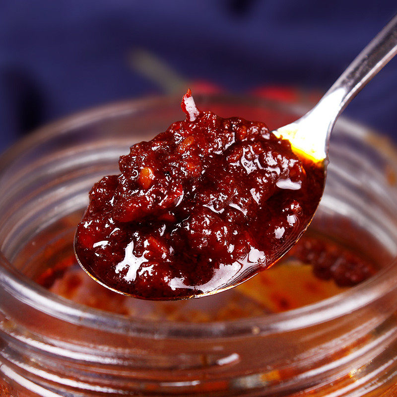 云南宣威火腿酱香菇蒜蓉油辣椒下饭菜香辣拌面条米