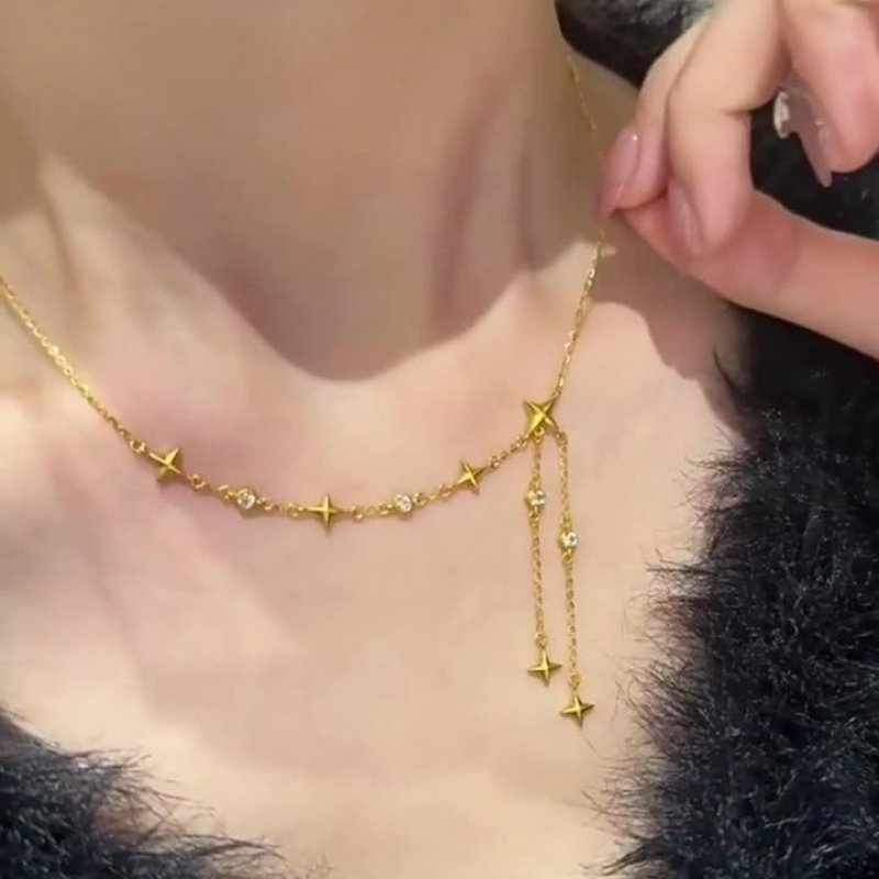 新品新款灿若星河四芒星流苏项链高级感轻奢风新款小众设计百搭