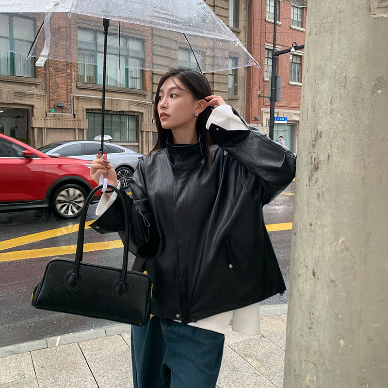 Romantic echo韩系风格纯色翻领单排扣短外套皮衣高级设计感宽松