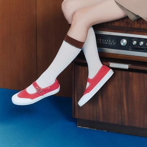 VANS休闲女低帮玛丽珍帆布鞋