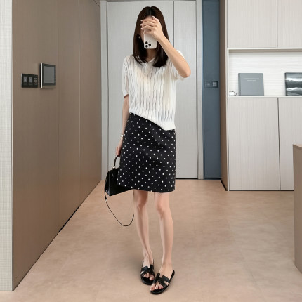 黑白波点半身裙女夏短裙2026新款高腰气质中裙修身包臀裙复古半裙